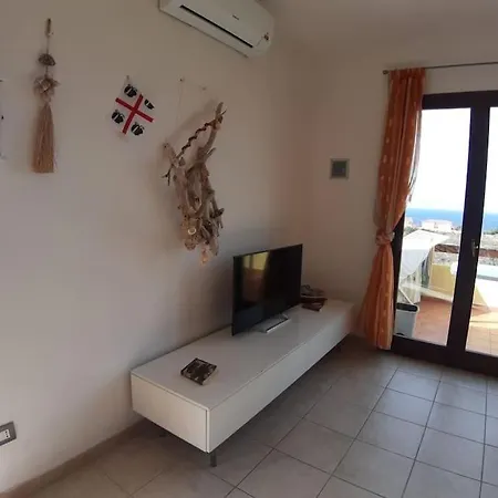 Cozy Flat With Enchanting View On Daire